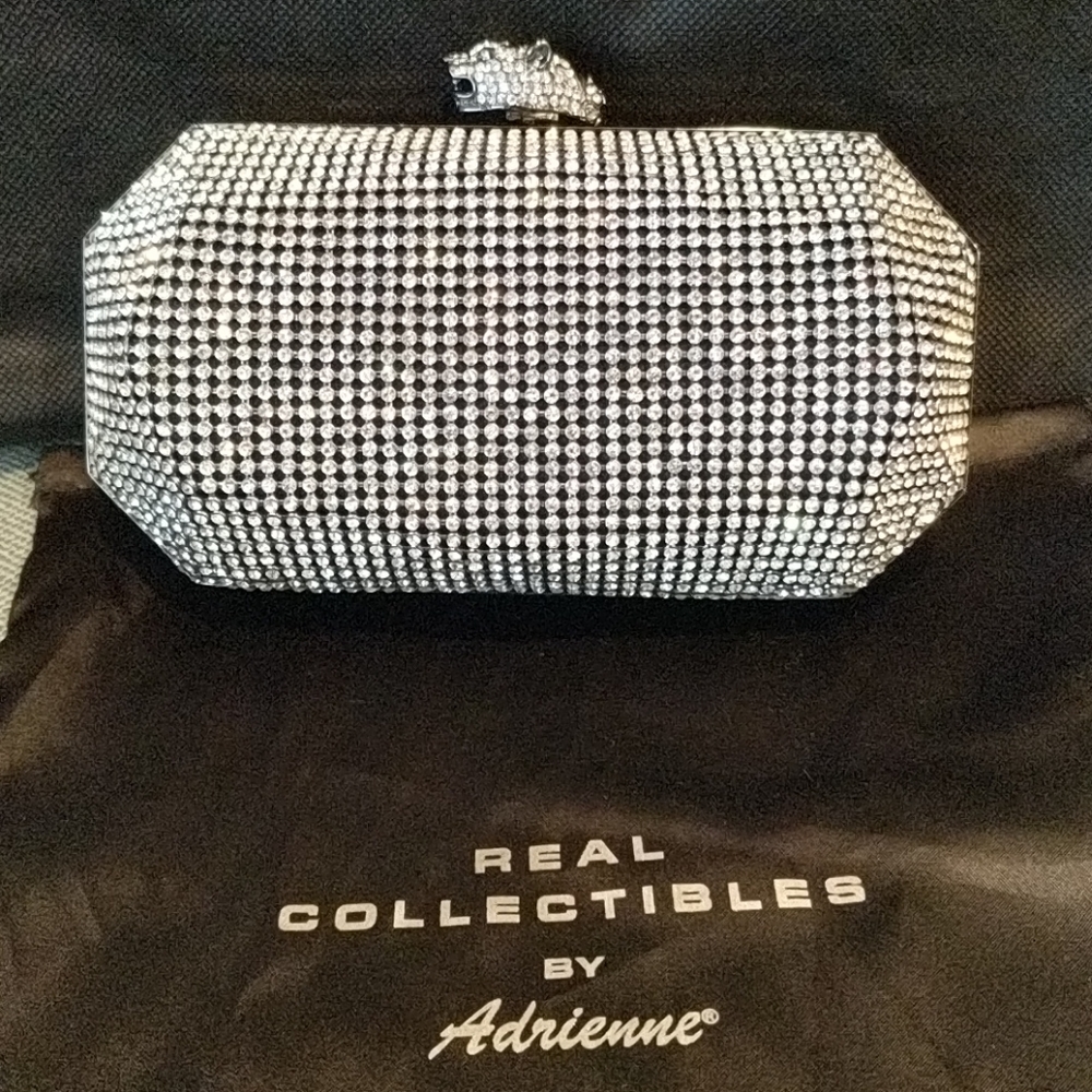 Crystal clutch with panther clasp